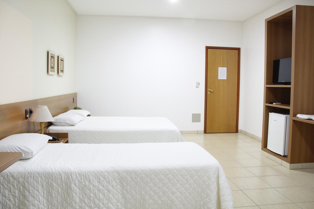 Buriti Hotel Jataí Zewnętrze zdjęcie